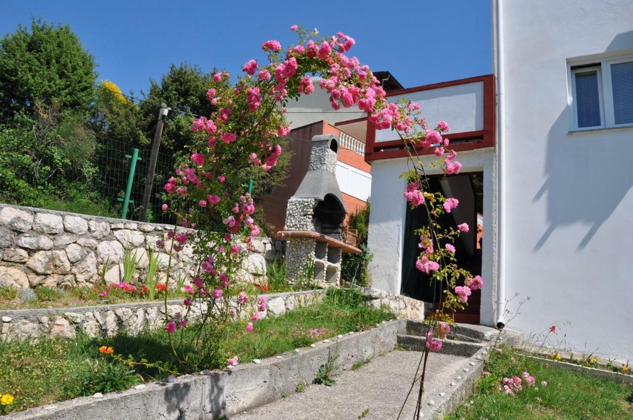 Apartments Bela - Sea View Lopar Exterior photo